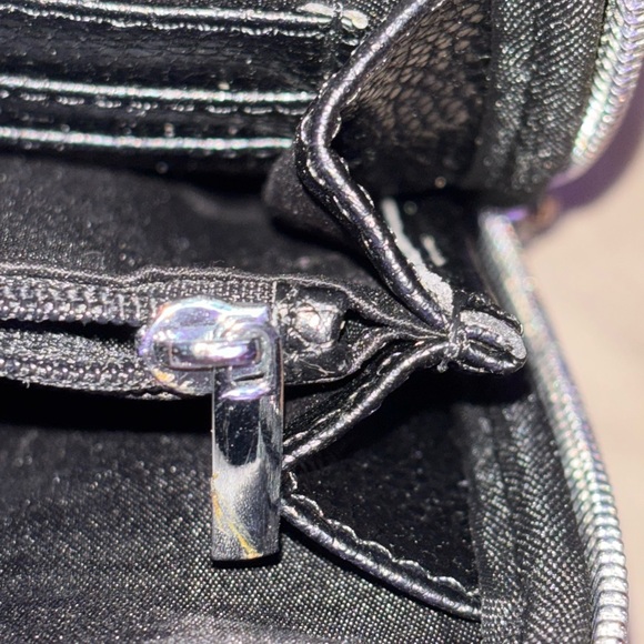 Leather crossbag - Picture 10 of 12